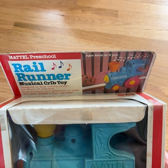 Mattel Rail Runner Musical Crib Train Toy in Box From 1983 Pastel Blue Pink - Picture 4 of 7